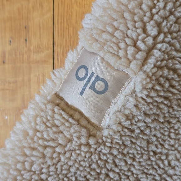 Alo Yoga, Foxy Sherpa Jacket/Coat, Teddy Bear, Came,l VGUC, Women's M - Picture 11 of 16
